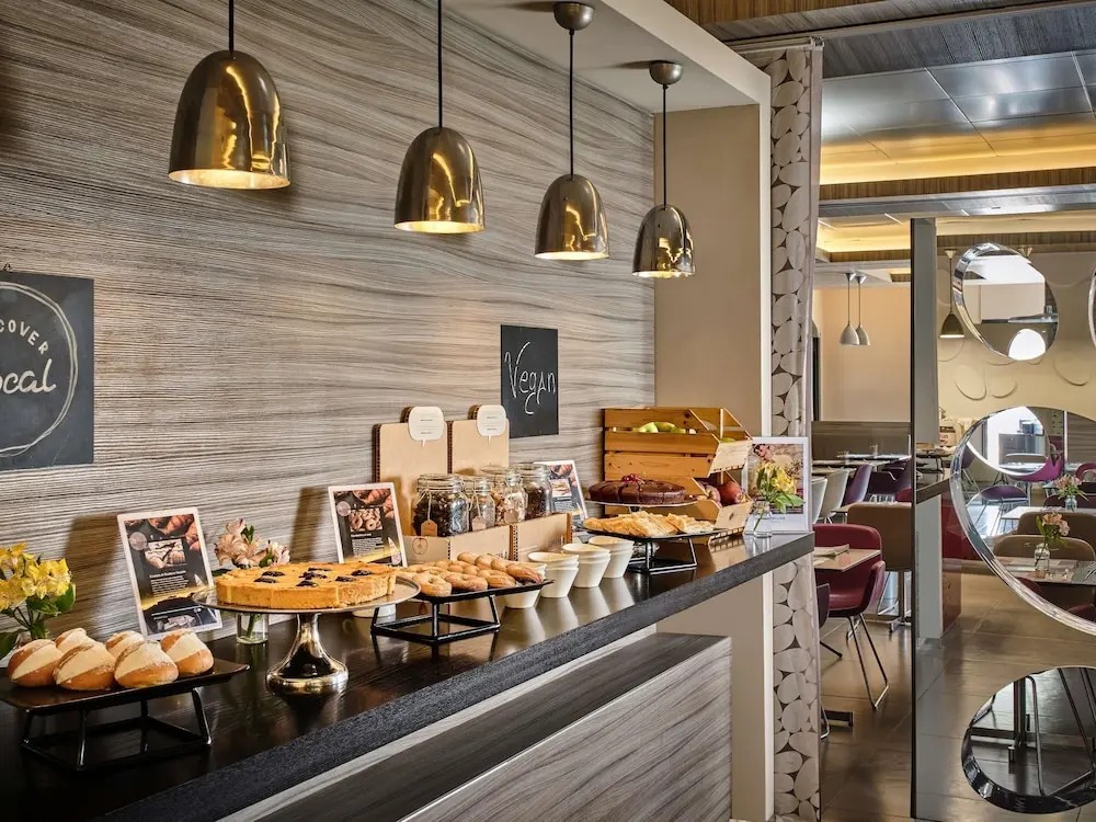 هتل کولوسئوم رم مرکو